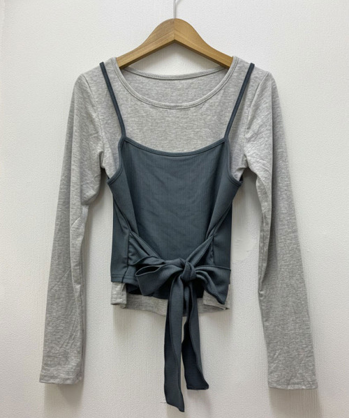 VIVID LADY(ビビッドレディー)の「キャミドッキング レイヤード風 ショートロンT(Tシャツ/カットソー・レディース・ブラック/チャコールグレー・FREE)」の20枚目の写真