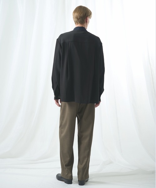 CULLNI(クルニ)の「【CULLNI/クルニ】別注 Cleric Collar Shirt(シャツ/ブラウス・メンズ・ホワイト/アイボリー/ブラック・1/2)」の13枚目の写真