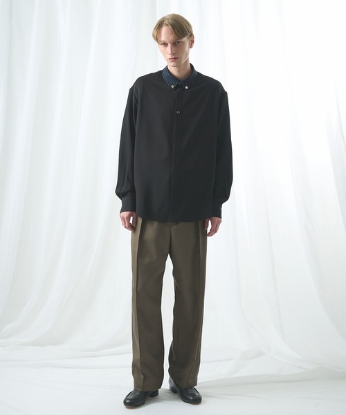 CULLNI(クルニ)の「【CULLNI/クルニ】別注 Cleric Collar Shirt(シャツ/ブラウス・メンズ・ホワイト/アイボリー/ブラック・1/2)」の11枚目の写真