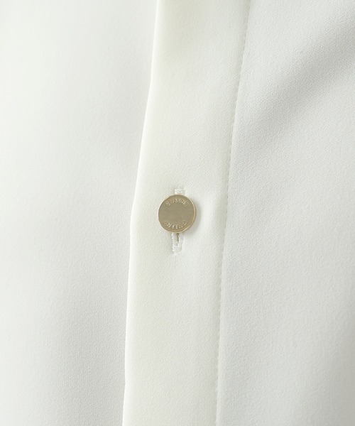CULLNI(クルニ)の「【CULLNI/クルニ】別注 Cleric Collar Shirt(シャツ/ブラウス・メンズ・ホワイト/アイボリー/ブラック・1/2)」の15枚目の写真