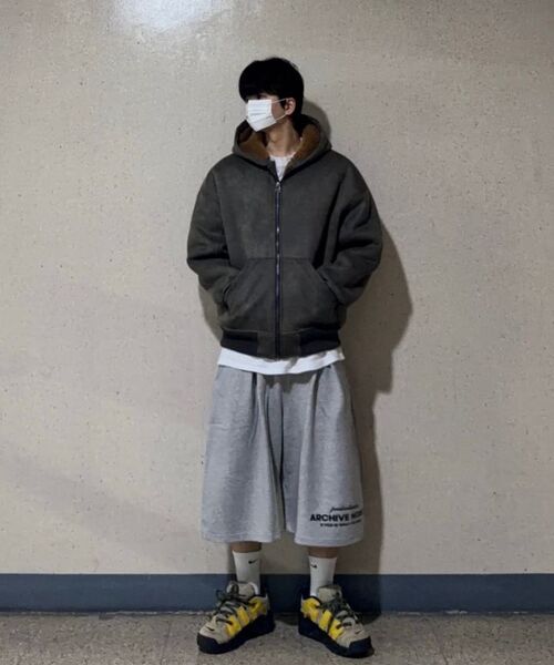 PEID(ペイド)の「PDシャウトピンタックバミューダパンツグレー(その他パンツ・レディース・グレー・2/3/1)」の6枚目の写真
