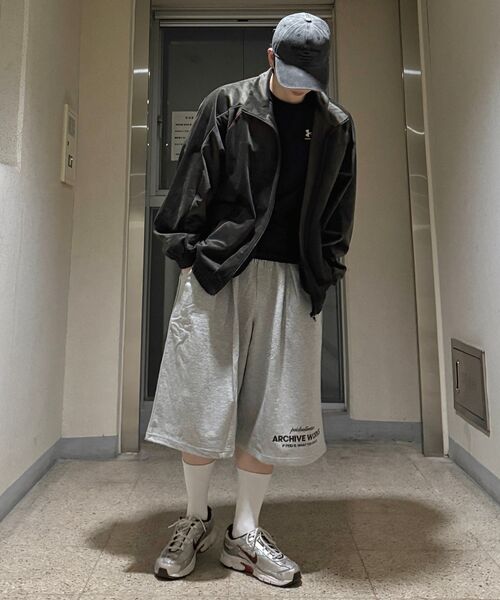 PEID(ペイド)の「PDシャウトピンタックバミューダパンツグレー(その他パンツ・レディース・グレー・2/3/1)」の12枚目の写真