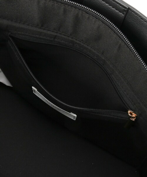 ITS'DEMO（イッツデモ）の「＜かるバッグ＞2WAYトート（ハンドバッグ・レディース・ベージュ/ブラック/アイボリー・00）」の22枚目の写真