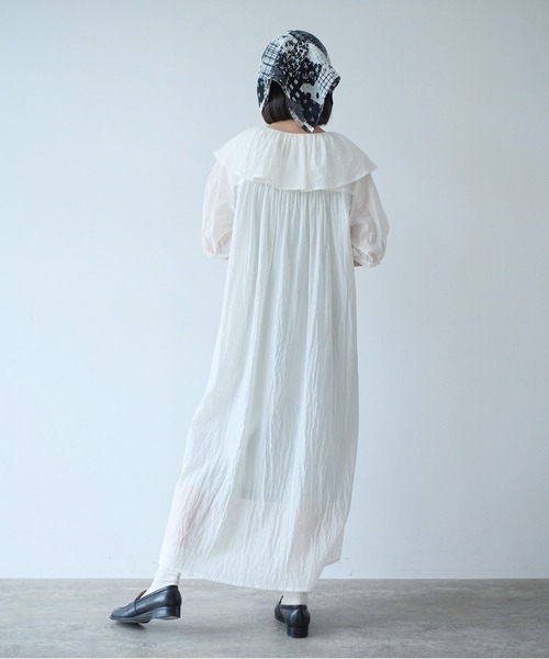 bulle de savon(ビュルデサボン)の「△コットン/キュプラ ローンIBK cape ワンピース(ワンピース・レディース・ホワイト/ブルー・FREE)」の5枚目の写真