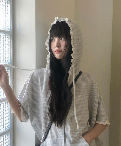 Aelina(エリナ)の「チェック柄フード付きドローストリングブラウス(シャツ/ブラウス・レディース・ネイビー/ライトブルー・FREE)」の9枚目の写真