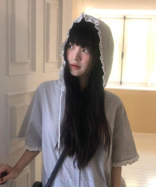 Aelina(エリナ)の「チェック柄フード付きドローストリングブラウス(シャツ/ブラウス・レディース・ネイビー/ライトブルー・FREE)」の16枚目の写真