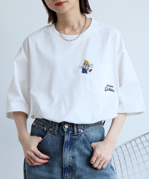 Dickies(ディッキーズ)の「【GENUINE DICKIES/ジェニュインディッキーズ】ポケットまたぎ刺繍吸水速乾・UV対策Tシャツ(Tシャツ/カットソー・メンズ・ホワイト系2/ブラック系1/ホワイト系3/ブラック系2/ホワイト系1/スミクロ・M/L/XL)」の1枚目の写真