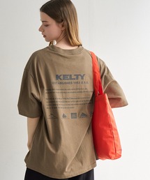 KELTY（ケルティ）の「【KELTY ケルティ】別注 ヒストリーロゴTシャツ（Tシャツ/カットソー）」