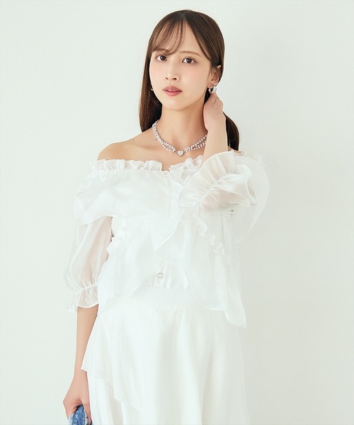 AND COUTURE（アンドクチュール）の「フリルクロスシアーブラウス（シャツ/ブラウス・レディース・ピンク/サックスブルー/ブラック/オフホワイト・FREE）」の2枚目の写真