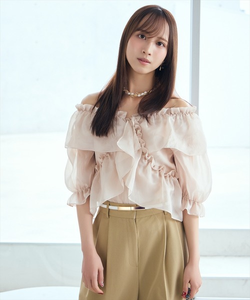 AND COUTURE（アンドクチュール）の「フリルクロスシアーブラウス（シャツ/ブラウス・レディース・ピンク/サックスブルー/ブラック/オフホワイト・FREE）」の8枚目の写真