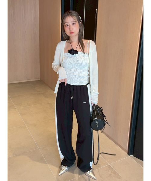 FURFUR（ファーファー）の「フリルペプラムカーディガン（カーディガン/ボレロ・レディース・ブラック/ピンク/オフホワイト・F）」の19枚目の写真