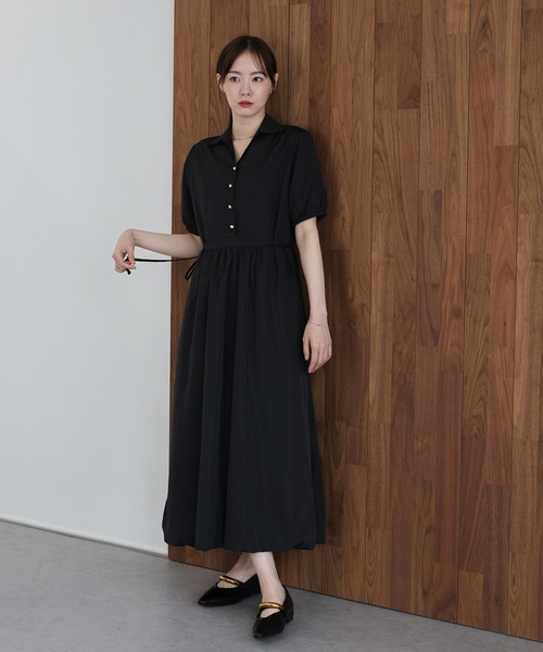 J by blue(ジェイバイブルー)の「サイドリボンバルーンシャツワンピース(シャツワンピース・レディース・ブラック/アイボリー/ベージュ・MEDIUM)」の1枚目の写真