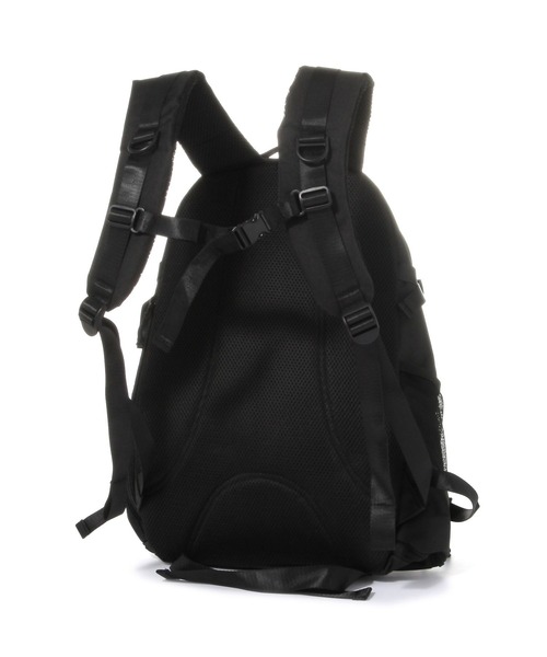 GLOBAL WORK(グローバルワーク)の「KIU別注バックパックK111/661527(バックパック/リュック・レディース・グレー/ベージュ/ブラック・FREE)」の6枚目の写真