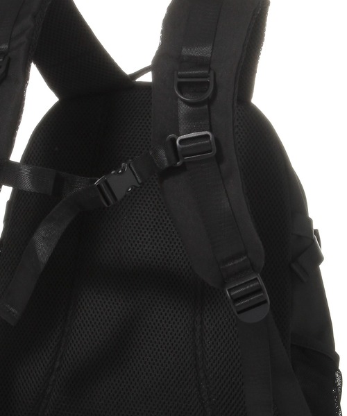 GLOBAL WORK(グローバルワーク)の「KIU別注バックパックK111/661527(バックパック/リュック・レディース・グレー/ベージュ/ブラック・FREE)」の11枚目の写真