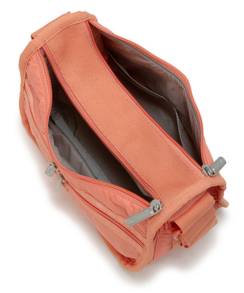 LeSportsac(レスポートサック)の「SMALL EVERYDAY BAG コーラルパンチ(ショルダーバッグ・レディース・ピンク・FREE)」の9枚目の写真