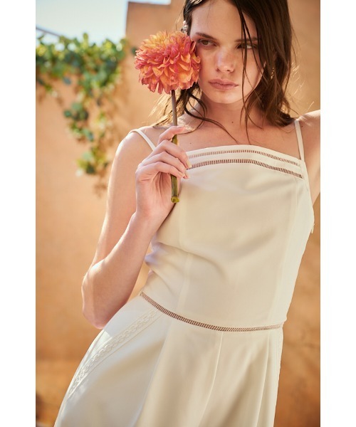 Estella.K(エステラケー)の「Emiliana Jumpsuit カットワークジャンプスーツ(サロペット/オーバーオール・レディース・ブラック/セージグリーン/ホワイト・FREE)」の18枚目の写真