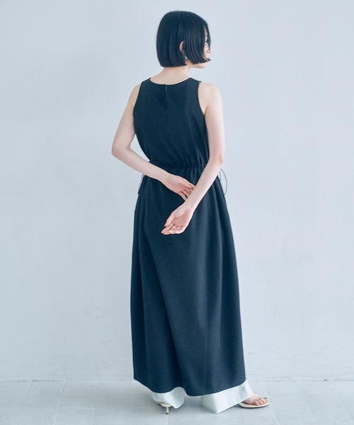Obis&(オビスアンド)の「【UVカット・吸水速乾・接触冷感】ラッシュガード ドロストワンピース(ワンピース・レディース・カーキ/ブラック・FREE)」の11枚目の写真