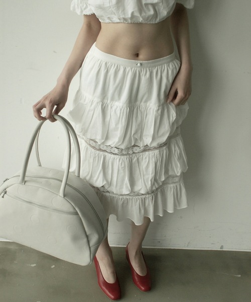 igi(イジ)の「CLOUD PUFF TIERED SKIRT / クラウドパフティアードスカート(スカート・レディース・ベージュ/ホワイト/チャコールグレー・FREE)」の4枚目の写真
