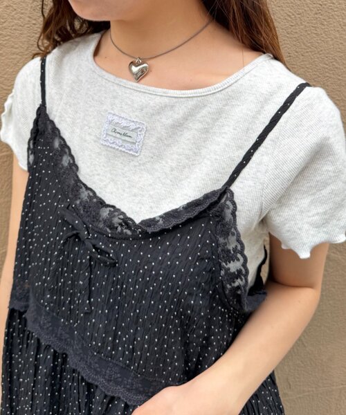 w closet(ダブルクローゼット)の「レースタグリブTシャツ 夏服(Tシャツ/カットソー・レディース・チャコールグレー/ブラック/オレンジ/ピンク/ブルー/オフホワイト/イエロー/アイボリー・FREE)」の2枚目の写真