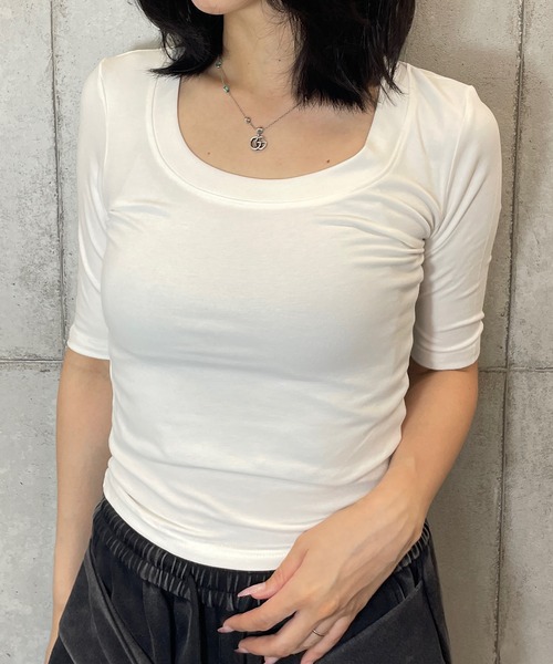 ROGER AND RAW(ロジャーアンドロウ)の「五分袖 UネックTシャツ(Tシャツ/カットソー・レディース・ホワイト/ブラック/ブラウン/グレー・FREE)」の9枚目の写真