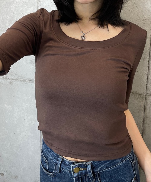 ROGER AND RAW(ロジャーアンドロウ)の「五分袖 UネックTシャツ(Tシャツ/カットソー・レディース・ホワイト/ブラック/ブラウン/グレー・FREE)」の18枚目の写真