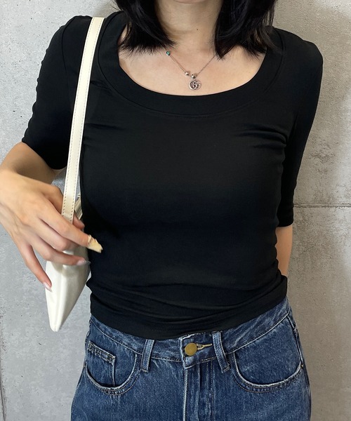 ROGER AND RAW(ロジャーアンドロウ)の「五分袖 UネックTシャツ(Tシャツ/カットソー・レディース・ホワイト/ブラック/ブラウン/グレー・FREE)」の17枚目の写真