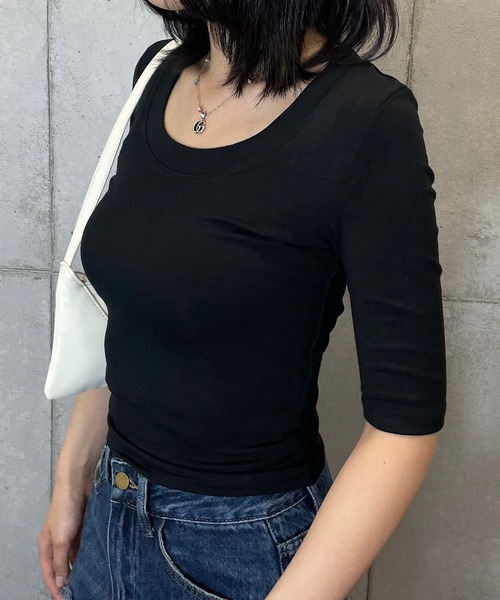 ROGER AND RAW(ロジャーアンドロウ)の「五分袖 UネックTシャツ(Tシャツ/カットソー・レディース・ホワイト/ブラック/ブラウン/グレー・FREE)」の12枚目の写真