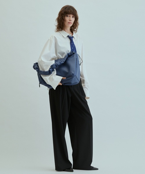cii(シー)の「【UNISEX】Draw string shoulder bag / ドロストショルダーバッグ(ショルダーバッグ・メンズ・ブルー/グレー/ブラック/ブラウン・FREE)」の7枚目の写真