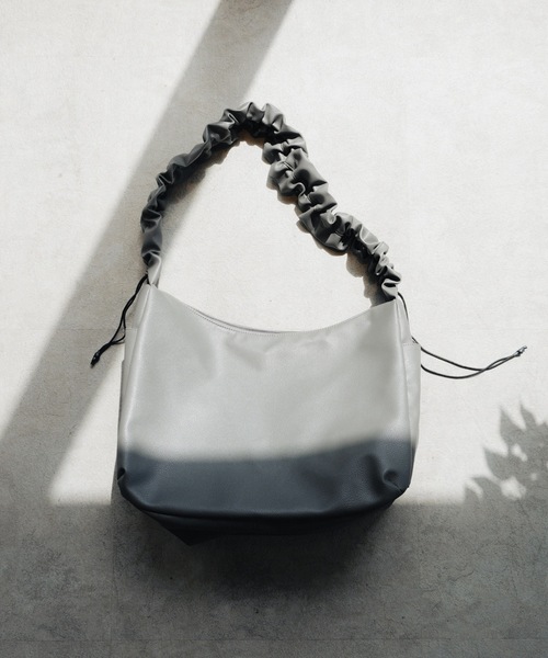 cii(シー)の「【UNISEX】Draw string shoulder bag / ドロストショルダーバッグ(ショルダーバッグ・メンズ・ブルー/グレー/ブラック/ブラウン・FREE)」の20枚目の写真