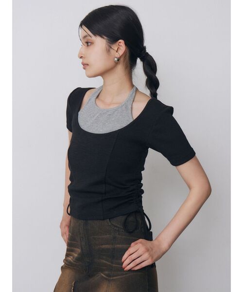 MURUA（ムルーア）の「ホルターネックシャーリングトップス　夏服（Tシャツ/カットソー・レディース・レッド/ブルー/ブラック/アイボリー・FREE）」の12枚目の写真