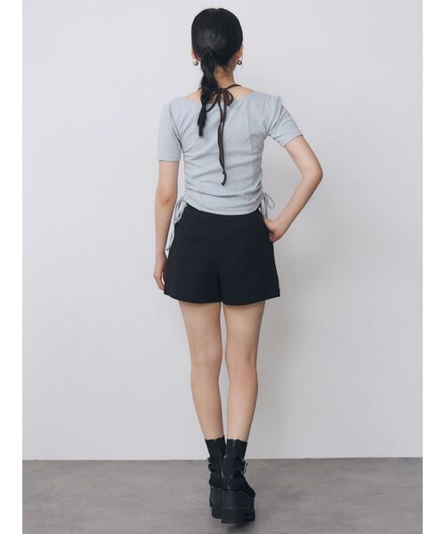 MURUA(ムルーア)の「ホルターネックシャーリングトップス 夏服(Tシャツ/カットソー・レディース・レッド/ブルー/ブラック/アイボリー・FREE)」の19枚目の写真