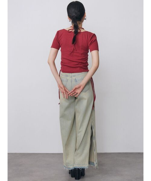 MURUA（ムルーア）の「ホルターネックシャーリングトップス　夏服（Tシャツ/カットソー・レディース・レッド/ブルー/ブラック/アイボリー・FREE）」の11枚目の写真