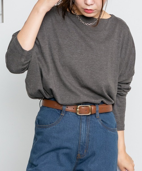 MARAI(マーライ)の「ドルマンスリーブボートネックTシャツ(Tシャツ/カットソー・レディース・チャコールグレー/ブラック/ネイビー/オフホワイト/グレイッシュベージュ・LL/3L/4L/L/M)」の3枚目の写真