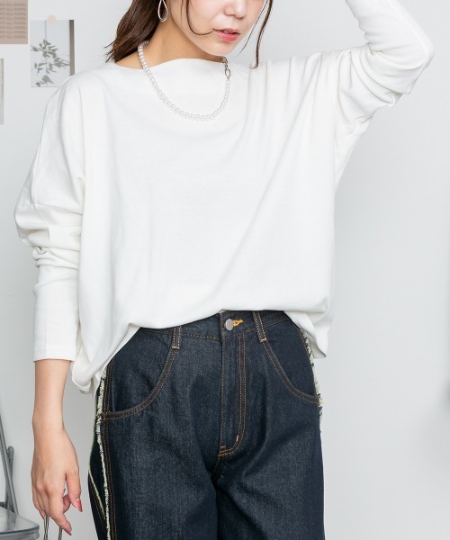 MARAI(マーライ)の「ドルマンスリーブボートネックTシャツ(Tシャツ/カットソー・レディース・チャコールグレー/ブラック/ネイビー/オフホワイト/グレイッシュベージュ・LL/3L/4L/L/M)」の14枚目の写真