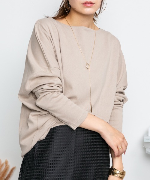 MARAI(マーライ)の「ドルマンスリーブボートネックTシャツ(Tシャツ/カットソー・レディース・チャコールグレー/ブラック/ネイビー/オフホワイト/グレイッシュベージュ・LL/3L/4L/L/M)」の7枚目の写真