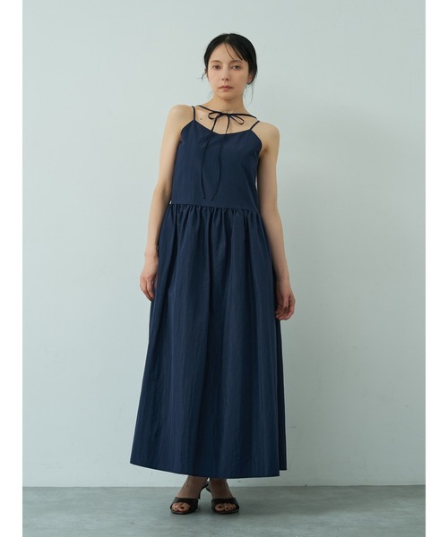 abahouse mavie(アバハウスマヴィ)の「【ベッキーコラボ】2WAYリボン キャミソールワンピース(ワンピース・レディース・ダークネイビー/ブラウン/グレー/カーキ・フリー)」の12枚目の写真
