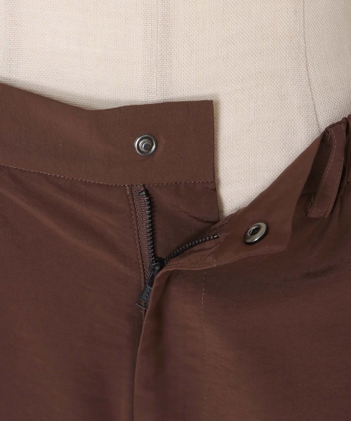 DRESSLAVE（ドレスレイブ）の「N/ce track trousers(ナイロントラックトラウザーズ)（その他パンツ・レディース・ネイビー/ブラウン・36/38）」の17枚目の写真