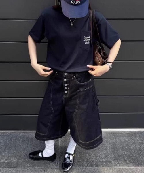 SHERU（シェル）の「ステッチ切り替えワイドデニムクロップドハーフパンツ 5 ボタンフロント（デニムパンツ・レディース・ブラック・L/M/S）」の15枚目の写真