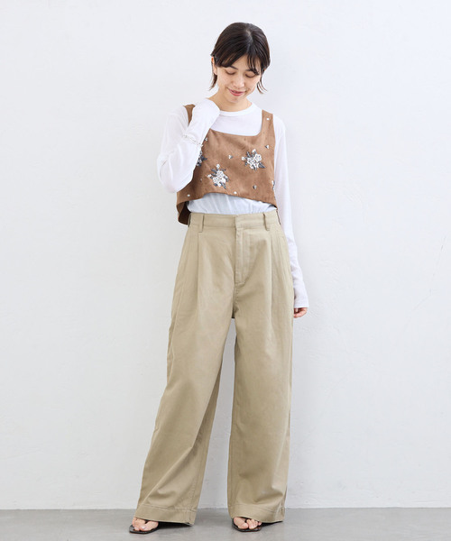 IENA(イエナ)の「BLACK コットンチノパンツ(チノパンツ・レディース・ベージュ/ネイビー・38/34/36)」の4枚目の写真