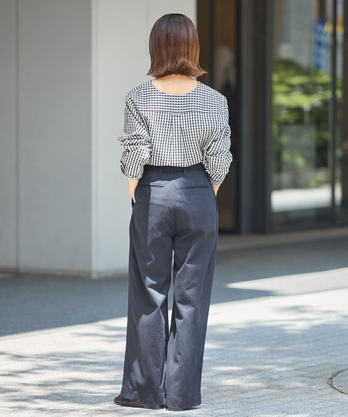 IENA(イエナ)の「BLACK コットンチノパンツ(チノパンツ・レディース・ベージュ/ネイビー・38/34/36)」の5枚目の写真