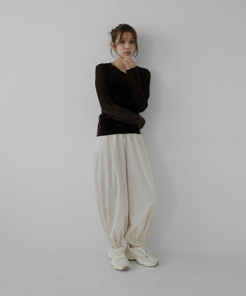 AMUU. PRECIEUSE(アムープレシューズ)の「【SETUP対応】バルーンワイドタックパンツ(その他パンツ・レディース・ピンク/ブラック/アイボリー・FREE)」の7枚目の写真