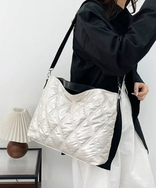 Miniministore（ミニミニストア）の「メタリックキルティング ショルダーバッグ（ショルダーバッグ・レディース・ブラック/シルバー/アイボリー・FREE）」の17枚目の写真