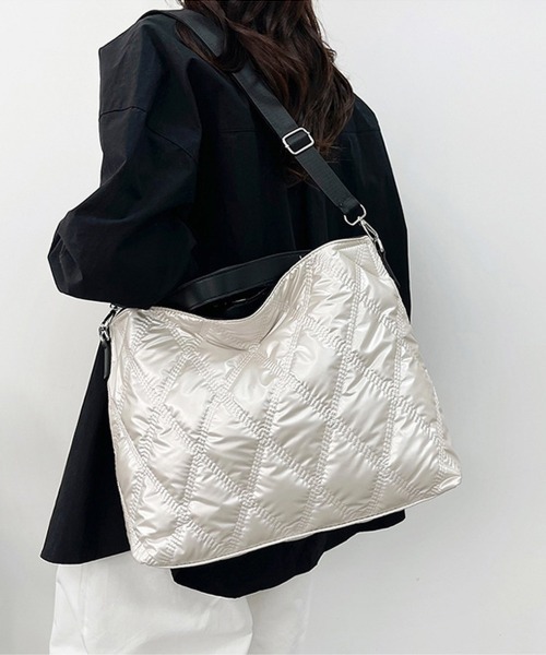 Miniministore（ミニミニストア）の「メタリックキルティング ショルダーバッグ（ショルダーバッグ・レディース・ブラック/シルバー/アイボリー・FREE）」の16枚目の写真