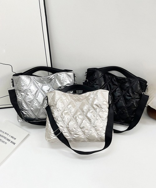 Miniministore（ミニミニストア）の「メタリックキルティング ショルダーバッグ（ショルダーバッグ・レディース・ブラック/シルバー/アイボリー・FREE）」の9枚目の写真