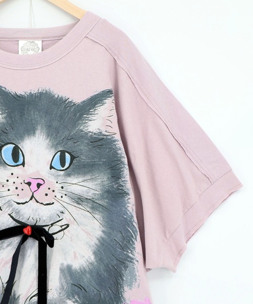 ScoLar(スカラー)の「162730:リボン付き もふもふハチワレネコ柄Tシャツ(Tシャツ/カットソー・レディース・オフホワイト/パープル/チャコールグレー・M)」の19枚目の写真