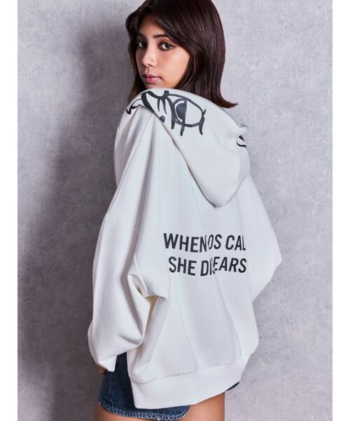 GYDA(ジェイダ)の「FULL FACE BUNNY ZIP UPパーカー(パーカー・レディース・ブラック/オフホワイト・FREE)」の3枚目の写真