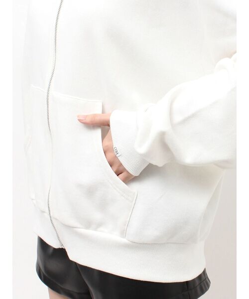 GYDA(ジェイダ)の「FULL FACE BUNNY ZIP UPパーカー(パーカー・レディース・ブラック/オフホワイト・FREE)」の22枚目の写真