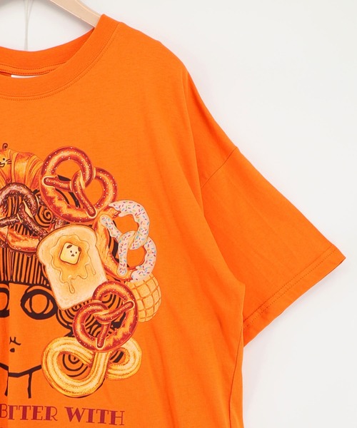 ScoLar(スカラー)の「162735:スカラーちゃんベーカリー柄Tシャツ(Tシャツ/カットソー・レディース・オレンジ/グリーン/オフホワイト/ブラック・M)」の13枚目の写真