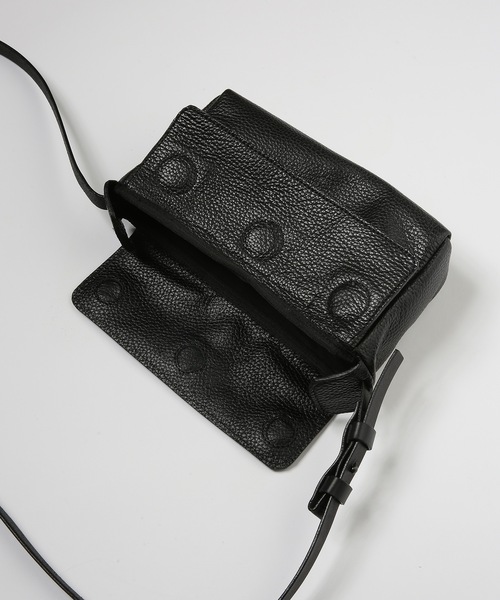 20/80(テゥエンティーエイティー)の「【20/80】トゥエンティーエイティー/ COW LEATHER BOX SHOULDER BAG(ショルダーバッグ・メンズ・ブラック・FREE)」の5枚目の写真