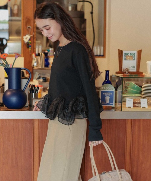 titivate(ティティベイト)の「裏起毛ウェーブフリル長袖トップス(Tシャツ/カットソー・レディース・ブラック系その他/ブラック/オフホワイト/チャコール・M/L)」の20枚目の写真